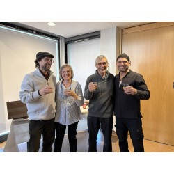 UN HOMME QUI PENSE          Les hurlements du silence